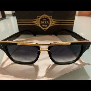 DITA Mach Three Matte Black 18 K Gold